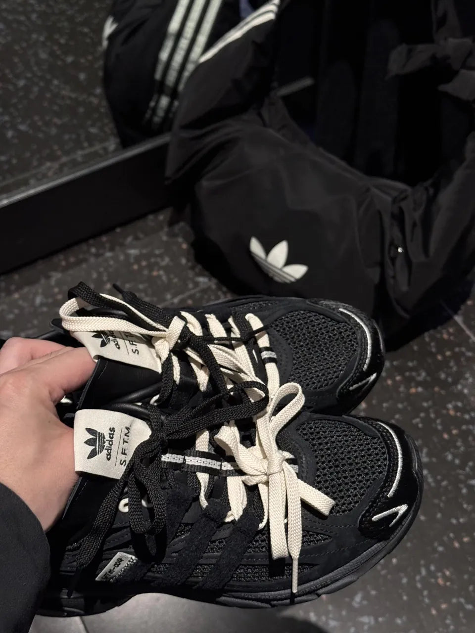 SONG FOR THE MUTE X ADIDAS ADISTAR CUSHION S.F.T.M