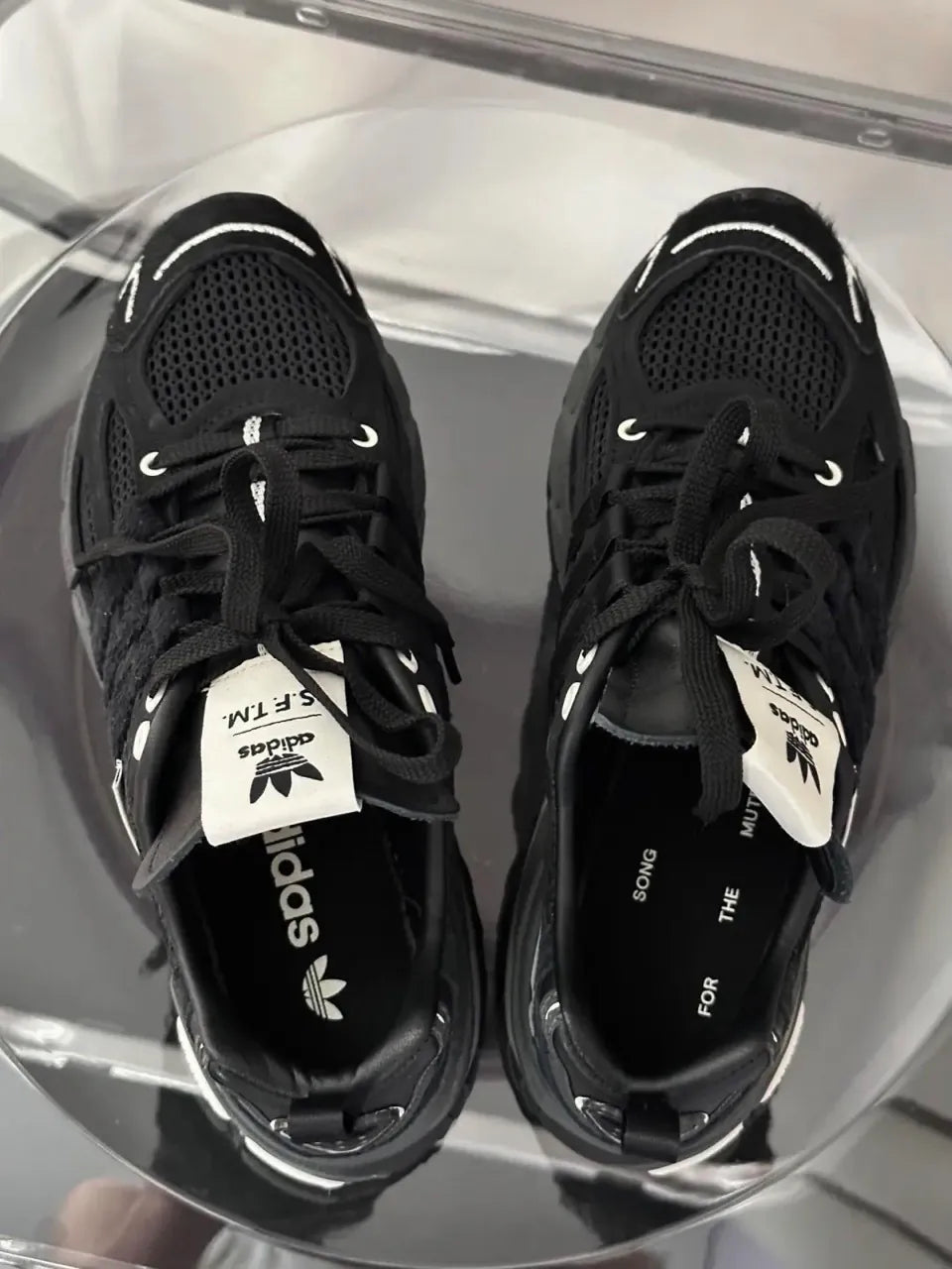 SONG FOR THE MUTE X ADIDAS ADISTAR CUSHION S.F.T.M