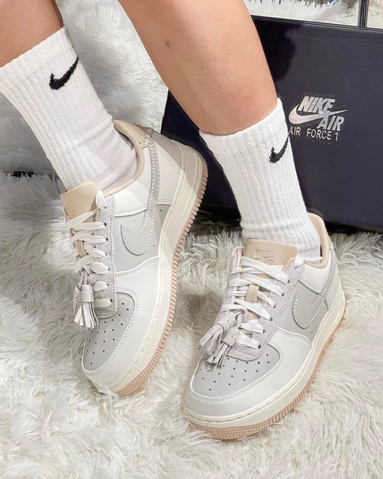 NIKE AIR FORCE 1 LOW 奶油灰白 HV1813-001 - HADNES