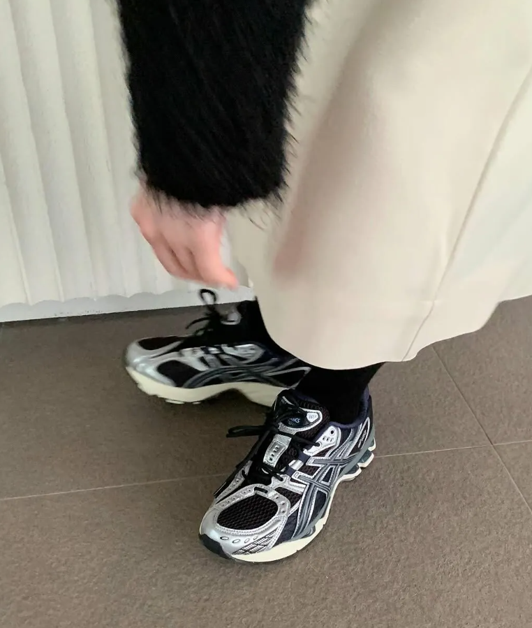 【韓國限定色】Asics Gel-Nimbus 10.1 Black Pure Silver