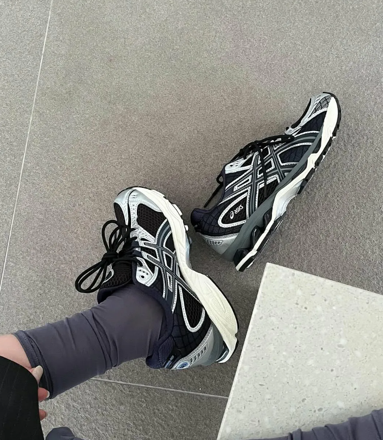 【韓國限定色】Asics Gel-Nimbus 10.1 Black Pure Silver