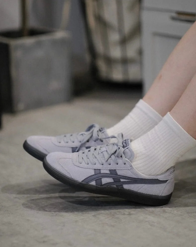 Onitsuka Tiger Tokuten 灰色