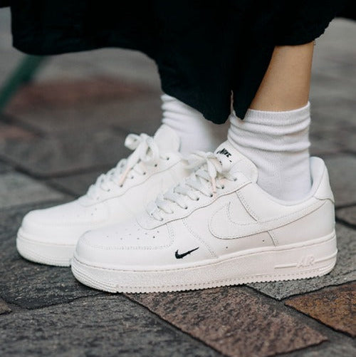 Nike Air Force 1 '07 Low Wn's "Sail" 奶油白