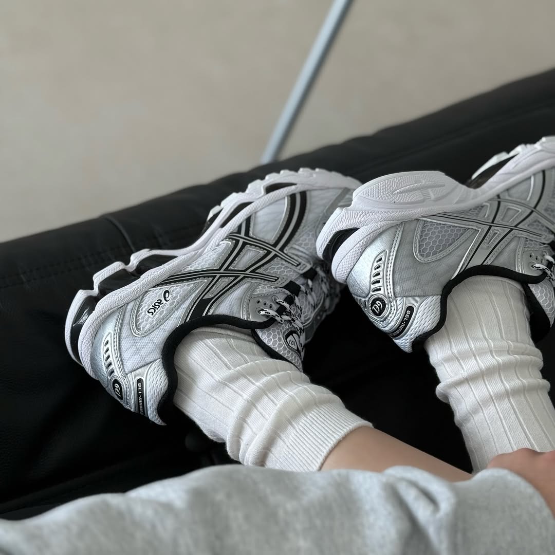 【韓國限定色】Asics Gel-Nimbus 10.1 Bright Silver White