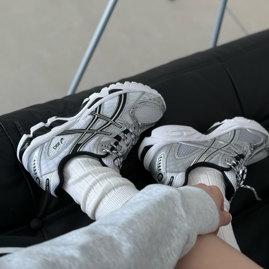 【韓國限定色】Asics Gel-Nimbus 10.1 Bright Silver White