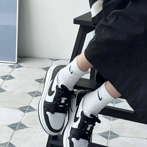 Nike Air Jordan 1 Low Elevate Panda 厚底
