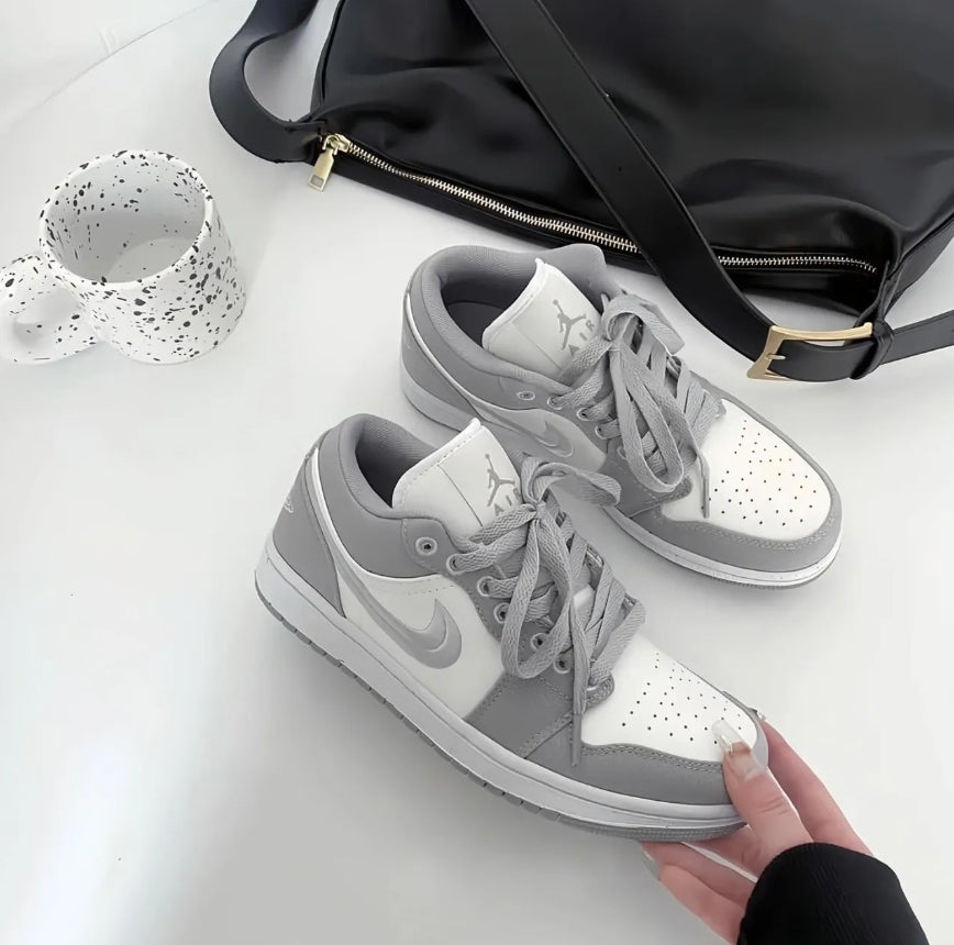 Nike Air Jordan 1 SE "Light Steel Grey"