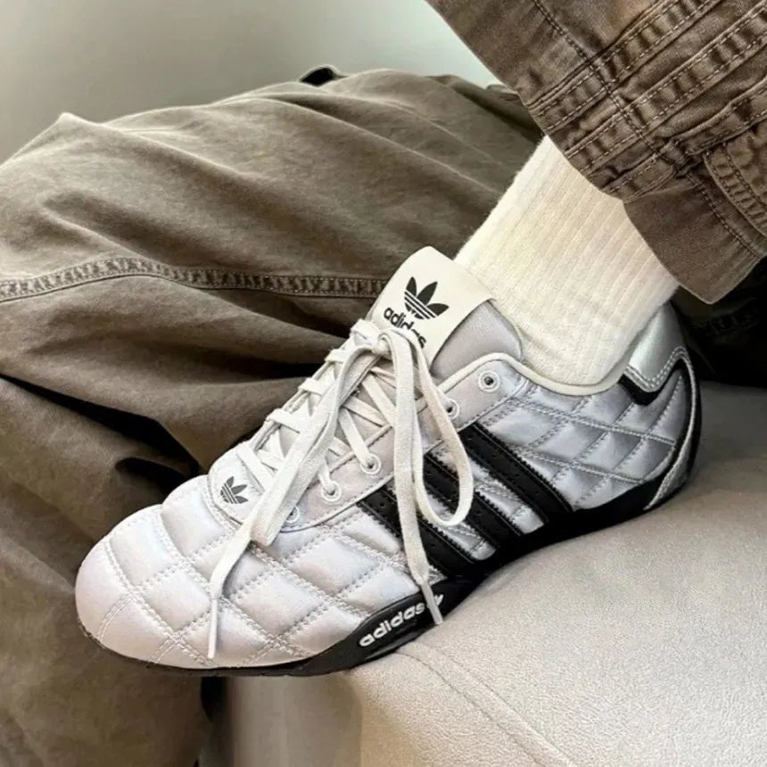 日本限定】Adidas ADIRACER LO SILVER METALLIC | HADNES