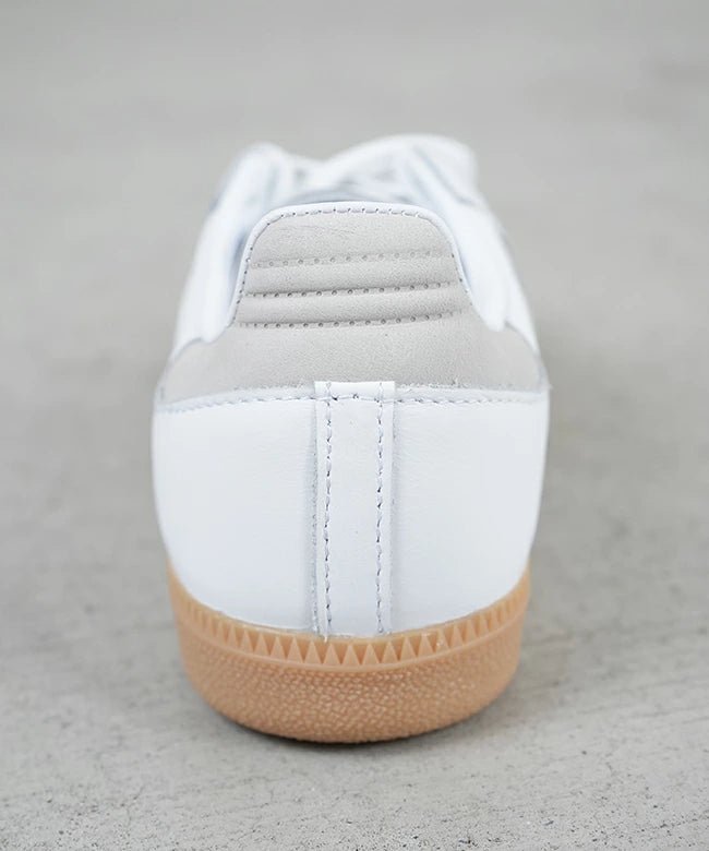 ADIDAS SAMBA OG 白銀 - HADNES