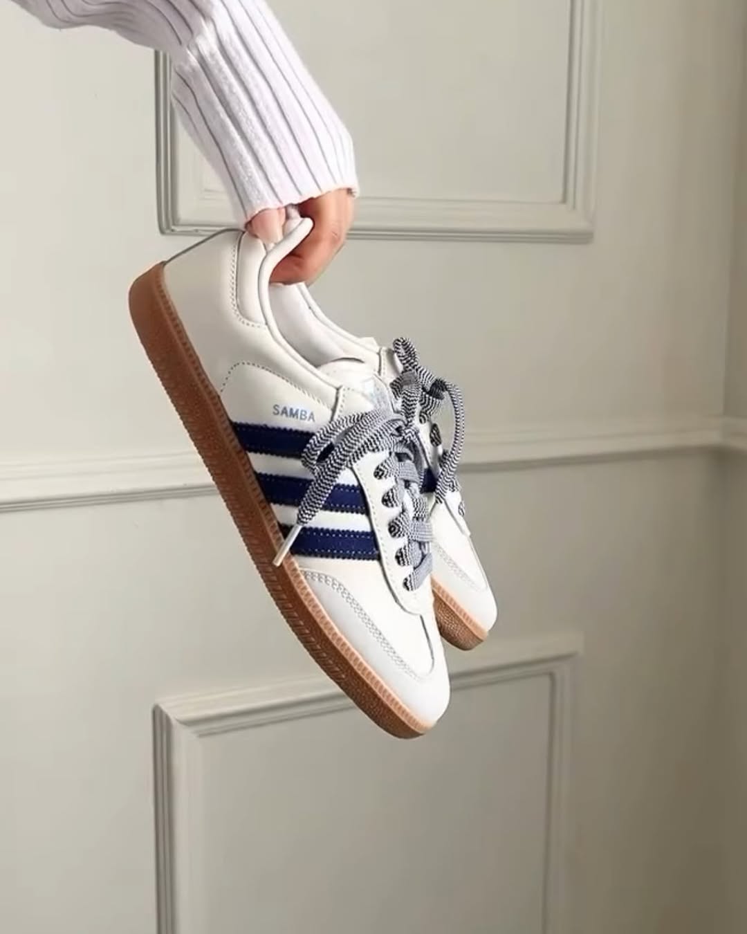Adidas Wmns Samba OG Off White Dark Blue - HADNES