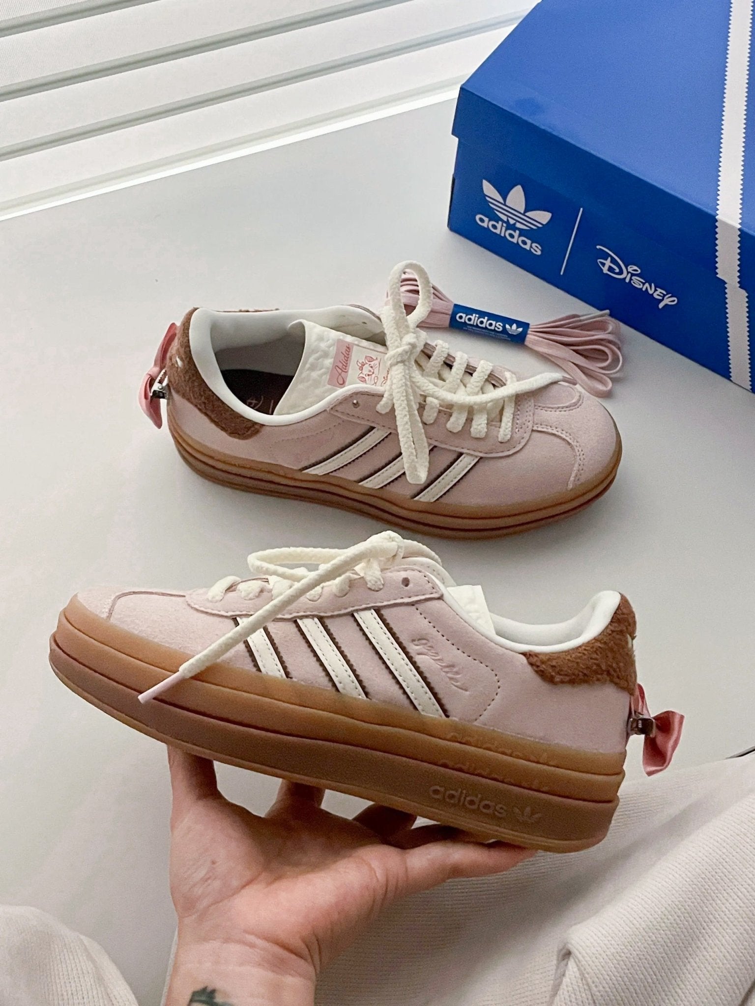DISNEY X ADIDAS GAZELLE BOLD 摩卡櫻花粉 JR4244 - HADNES