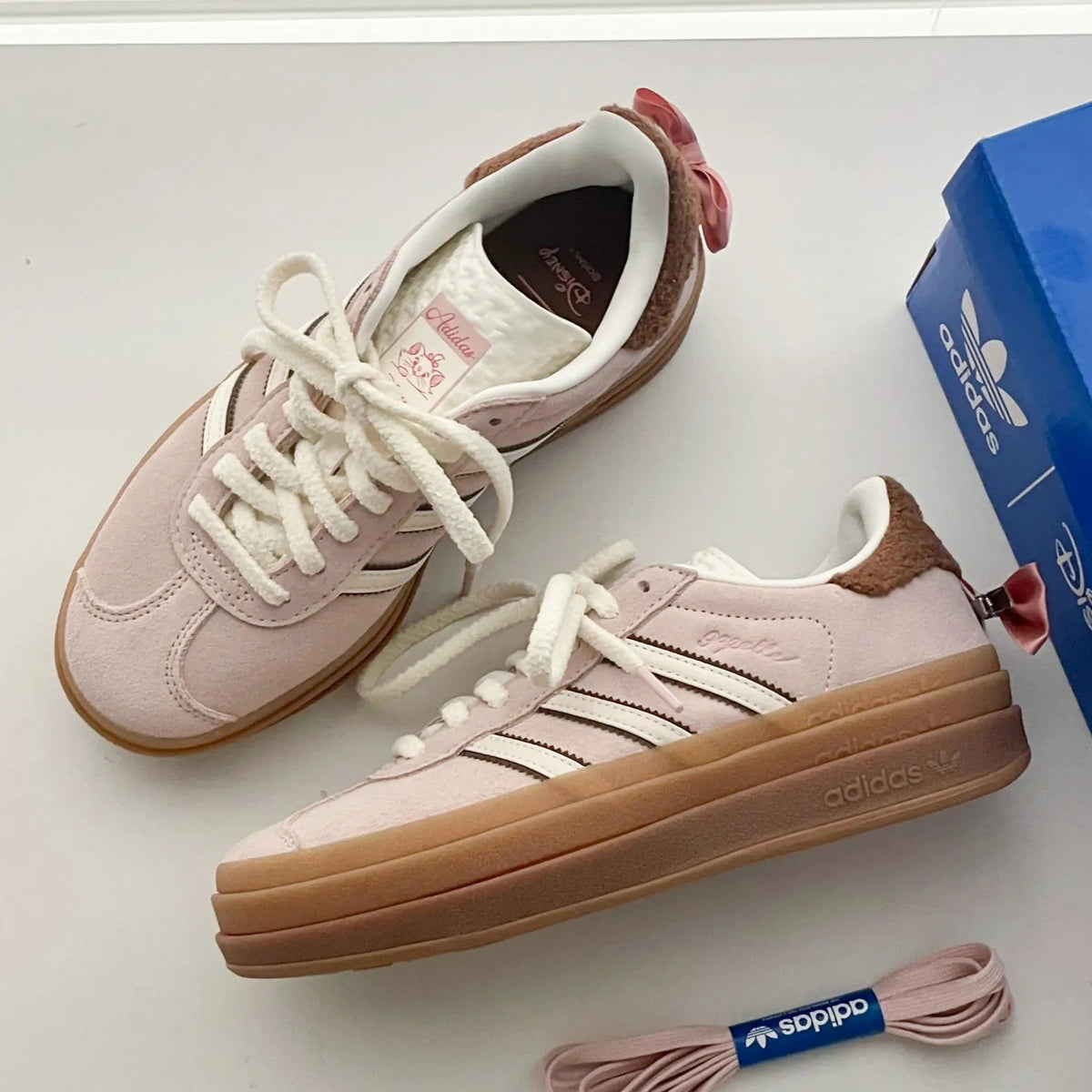 DISNEY X ADIDAS GAZELLE BOLD 摩卡櫻花粉 JR4244 - HADNES