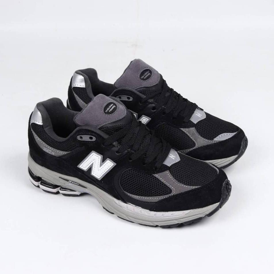 New Balance 2002R Black Dark Grey White M2002RR1 - HADNUS