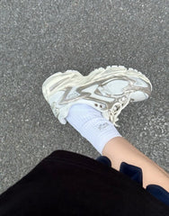 New Balance 725 復古香檳金 ML725GB1 - HADNES