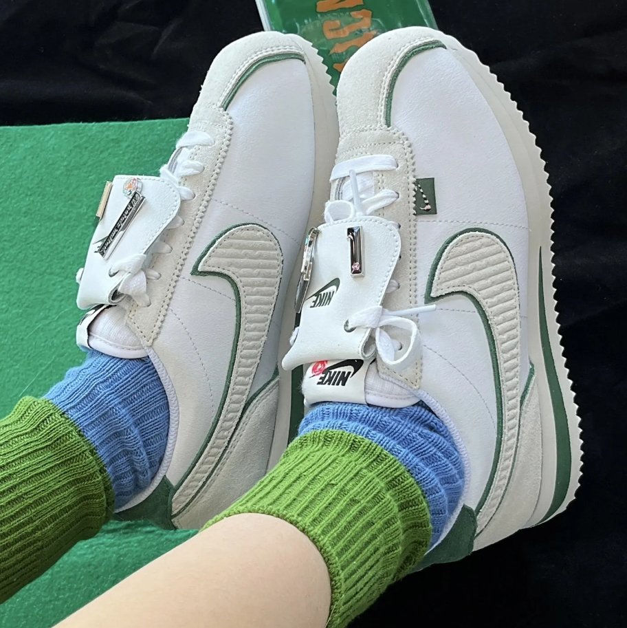 ★NIKE★大人気★W CORTEZ \"ALL PETALS UNITED\"★追跡可 Nike Cortez All Petals United White Green (Women's) - FQ0259