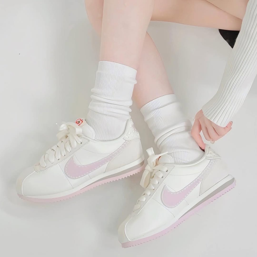 Nike Cortez Valentine’s Day HV6012 - 161 - HADNES