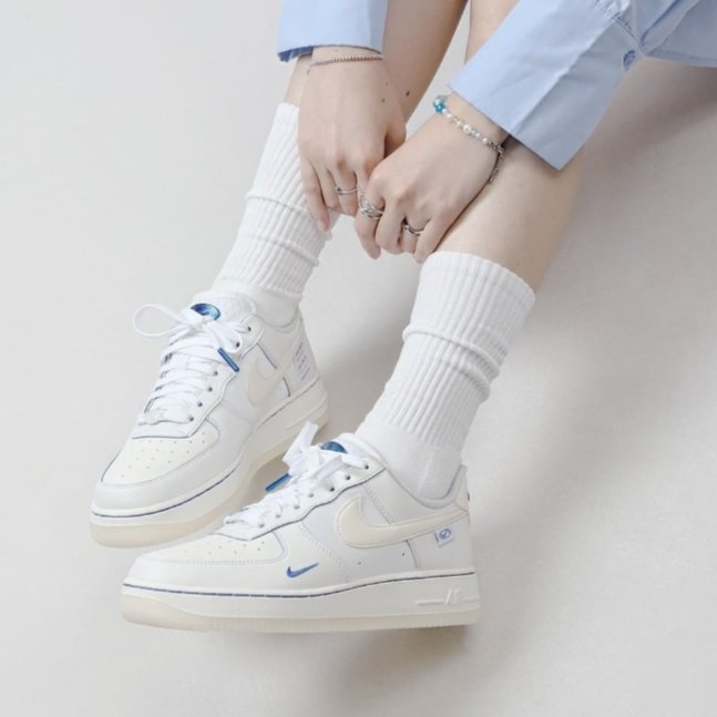 Nike W Air Force 1 07 Lx "White Sail Blue" - HADNUS