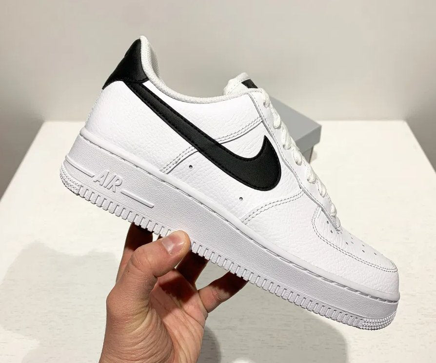 Nike W Air Force 1 07 White Black - HADNUS