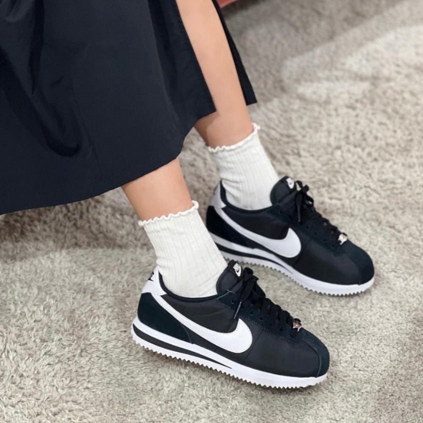 Nike Wmns Cortez Black White - HADNUS