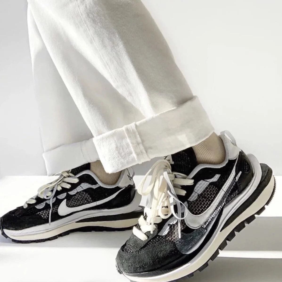 Nike x Sacai Vaporwaffle Black - HADNUS