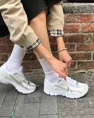 NIKE ZOOM VOMERO 5 CHROME TOE - HADNES