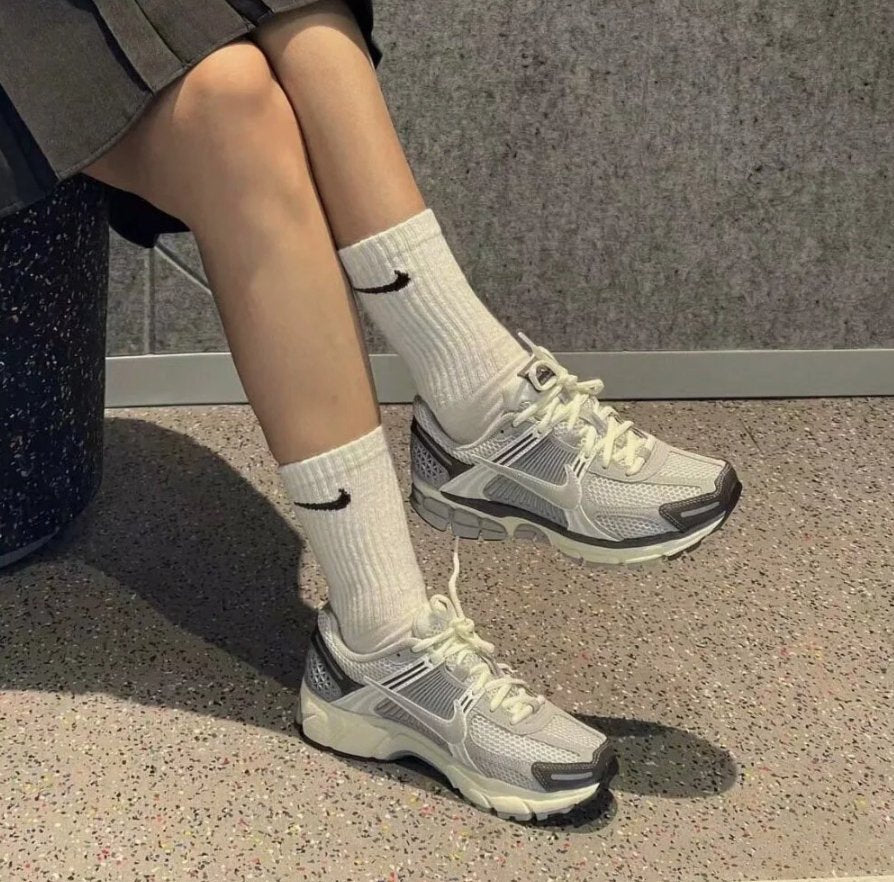[清倉特惠]Nike Zoom Vomero 5 Grey 灰 - HADNUS