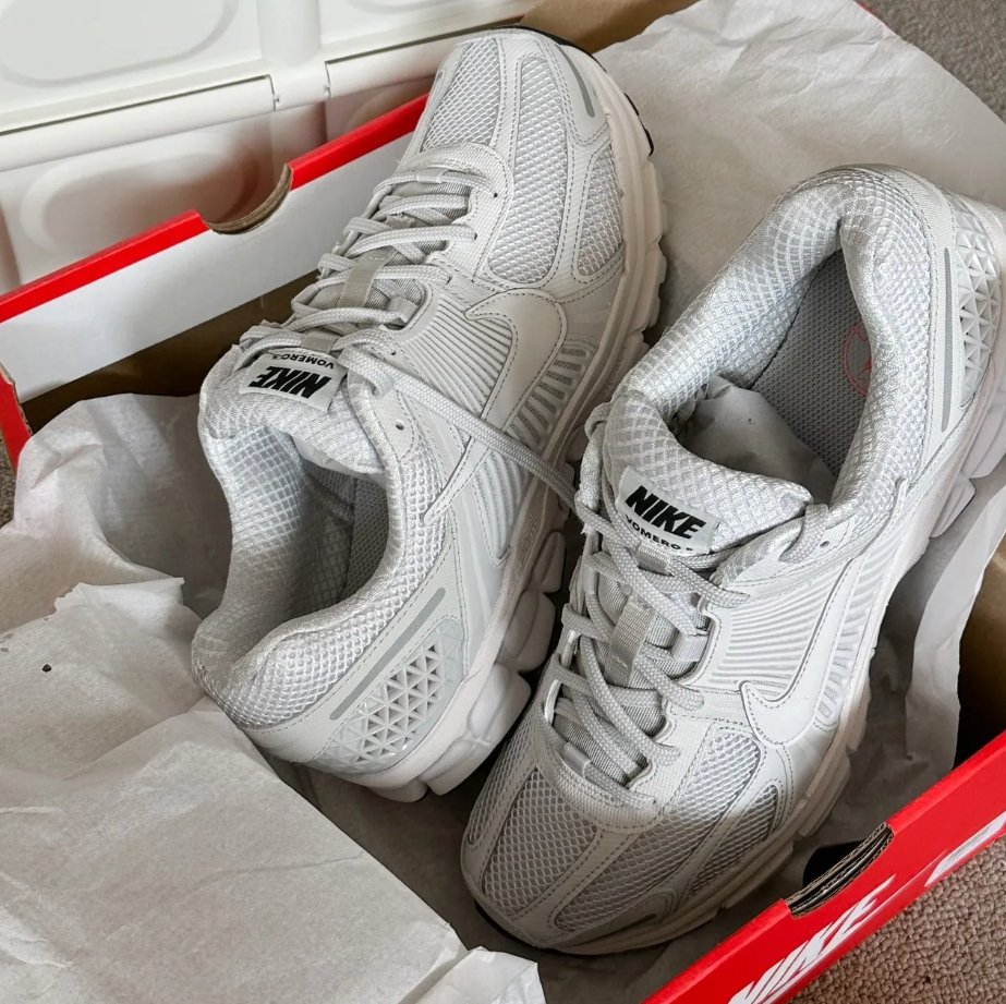 現貨 - Nike Zoom Vomero 5 Vast Grey灰白 - HADNUS