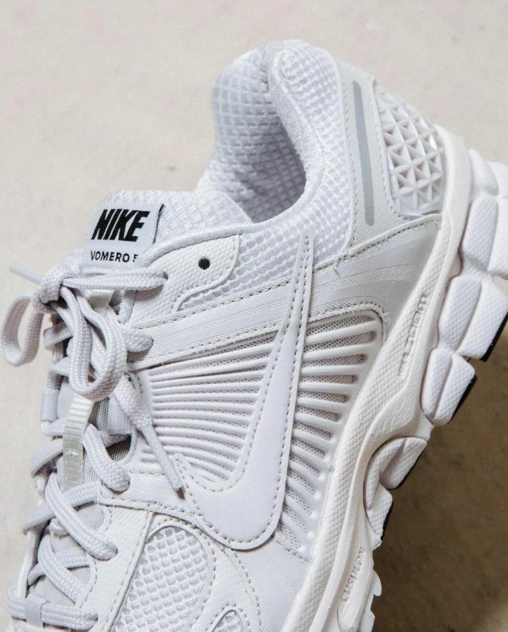 現貨 - Nike Zoom Vomero 5 Vast Grey灰白 - HADNUS