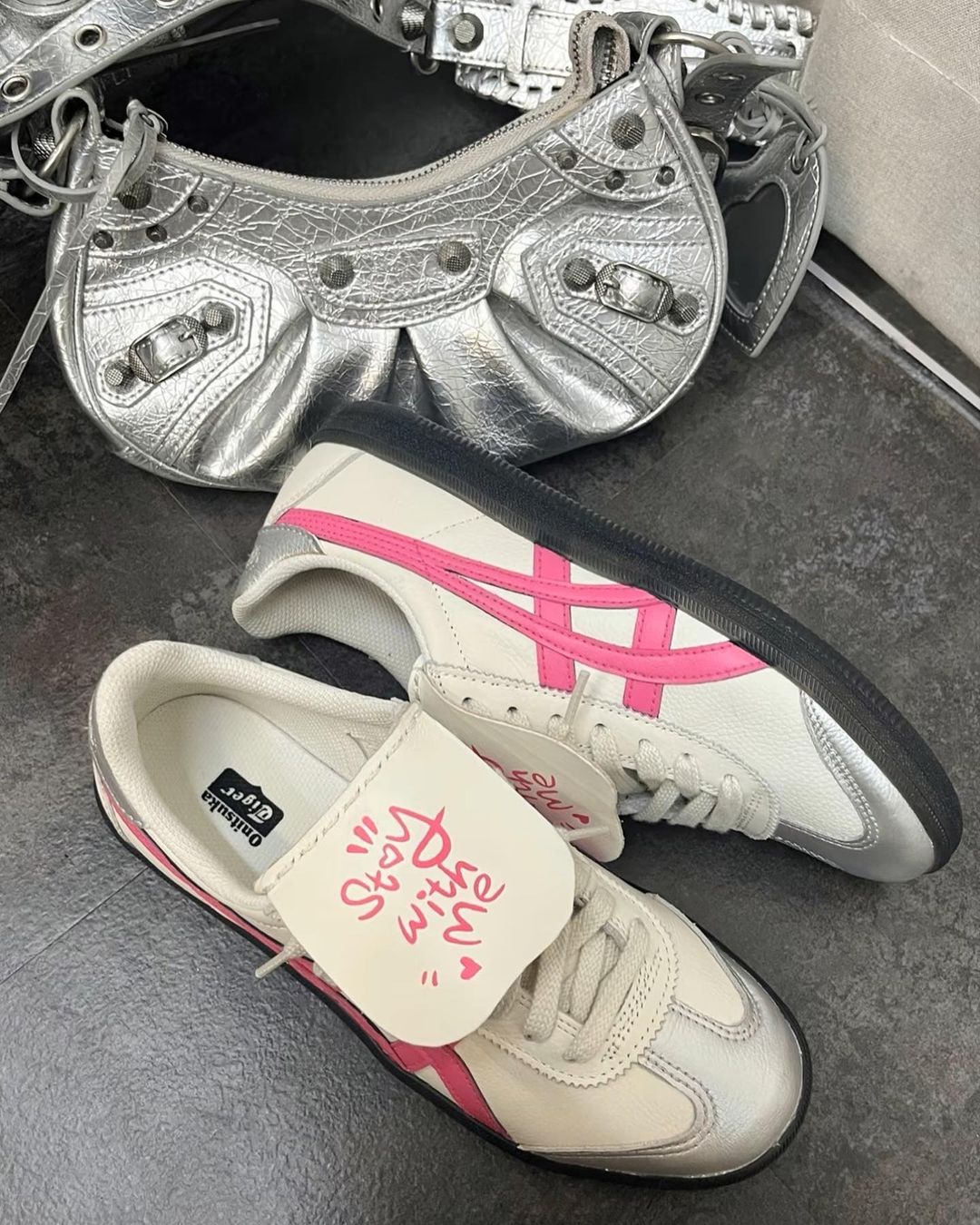 Onitsuka Tiger Tokuten Stay With Me Custom Pink - HADNUS