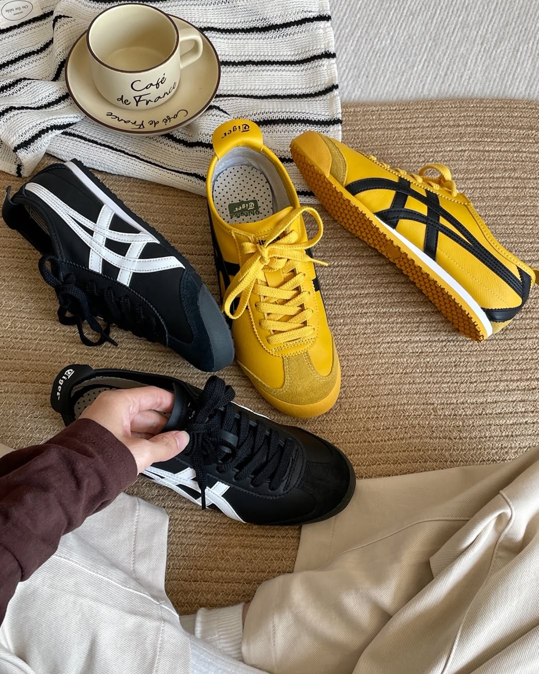 ONITSUKA TIGER Mexico66 Yellow/Black - HADNES
