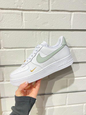 Nike Air Force 1 Low White Grey Gold