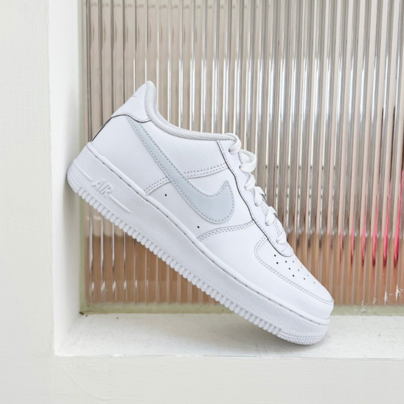 Nike Air Force 1 冰晶色